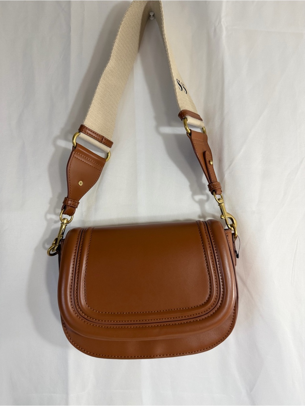 Casual Saddle Crossbody Bag in Brown